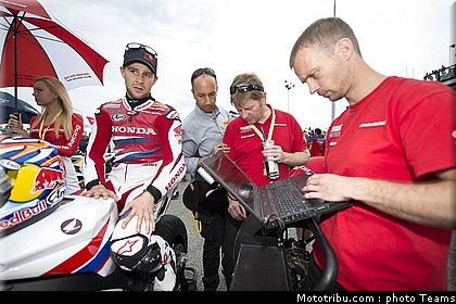 sbk_rea_027_san_marin_misano_2012.jpg