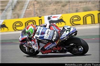 sbk_giugliano_001_espagne_aragon_2012.jpg