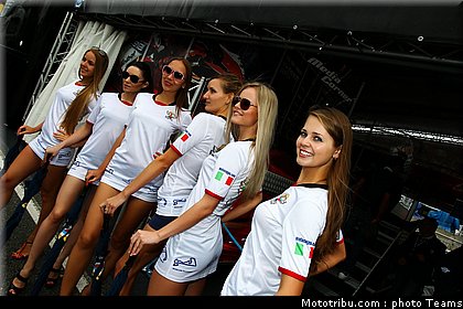 sbk_pitbabe_002_republique_tcheque_brno_2012.jpg