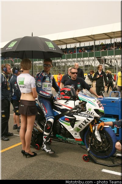 sbk_pitbabe_018angleterre_silverstone_2012