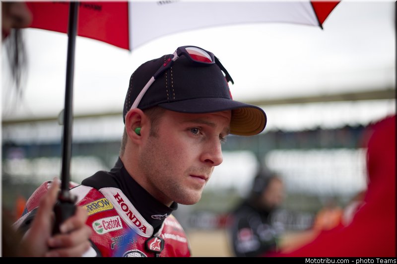 sbk_rea_007angleterre_silverstone_2012