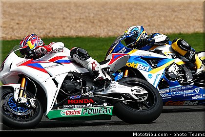 sbk_021angleterre_silverstone_2012.jpg