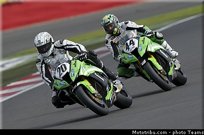 sbk_044angleterre_silverstone_2012.jpg