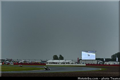 sbk_baz_029angleterre_silverstone_2012.jpg