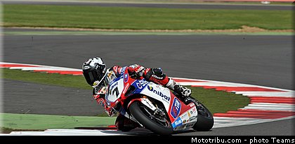 sbk_checa_004angleterre_silverstone_2012.jpg