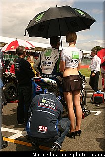 sbk_pitbabe_017angleterre_silverstone_2012.jpg