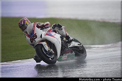 sbk_rea_008angleterre_silverstone_2012.jpg