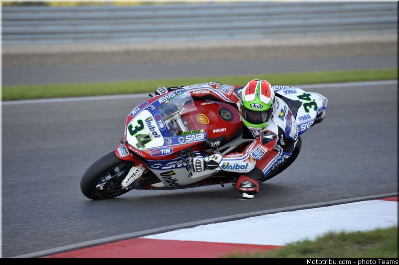 sbk_giugliano_007_wsbk_2012_russie_moscou