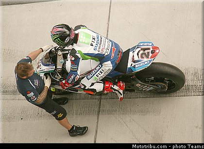 sbk_hopkins_009_wsbk_2012_russie_moscou.jpg