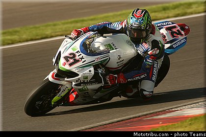 sbk_hopkins_019_wsbk_2012_russie_moscou.jpg