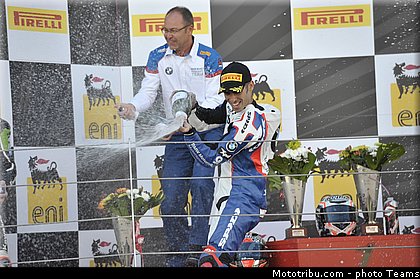 sbk_melandri_003_wsbk_2012_russie_moscou.jpg