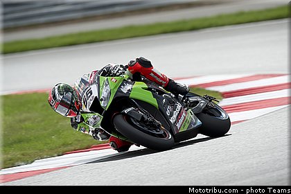 sbk_sykes_009_wsbk_2012_russie_moscou.jpg