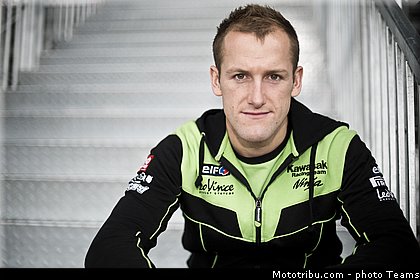sbk_sykes_015_wsbk_2012_russie_moscou.jpg