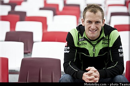 sbk_sykes_016_wsbk_2012_russie_moscou.jpg