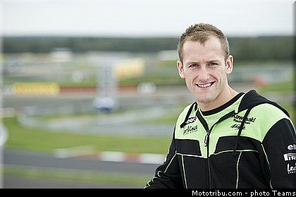 sbk_sykes_018_wsbk_2012_russie_moscou.jpg