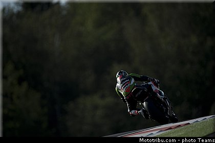 sbk_sykes_035_wsbk_2012_russie_moscou.jpg