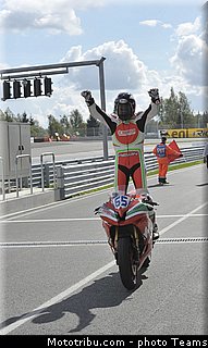 supersport_leonov_003_wsbk_2012_russie_moscou.jpg