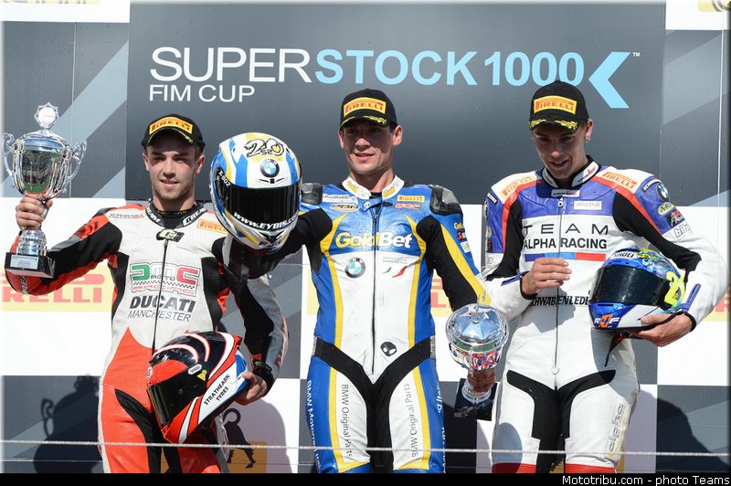 1000stk_001_wsbk_2012_allemagne_nurburgring