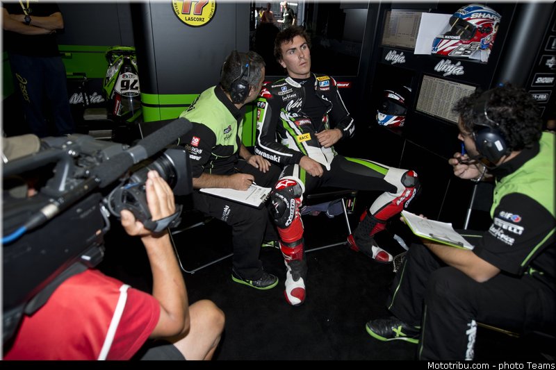 sbk_baz_010_wsbk_2012_allemagne_nurburgring