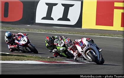 sbk_011_wsbk_2012_allemagne_nurburgring.jpg