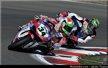 sbk_017_wsbk_2012_allemagne_nurburgring.jpg