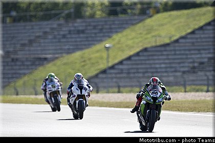 sbk_031_wsbk_2012_allemagne_nurburgring.jpg