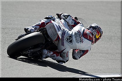 sbk_aoyama_5_wsbk_2012_allemagne_nurburgring.jpg