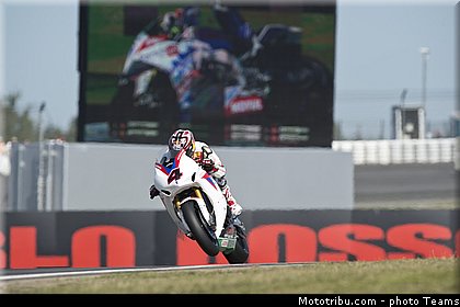 sbk_aoyama_7_wsbk_2012_allemagne_nurburgring.jpg