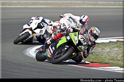 sbk_baz_017_wsbk_2012_allemagne_nurburgring.jpg