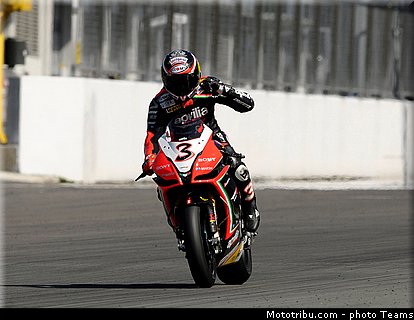 sbk_biaggi_004_wsbk_2012_allemagne_nurburgring.jpg