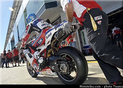 sbk_checa_005_wsbk_2012_allemagne_nurburgring.jpg