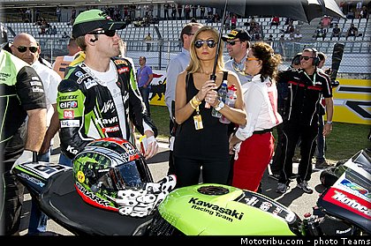 sbk_pitbabe_006_wsbk_2012_allemagne_nurburgring.jpg
