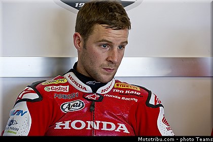 sbk_rea_03_wsbk_2012_allemagne_nurburgring.jpg