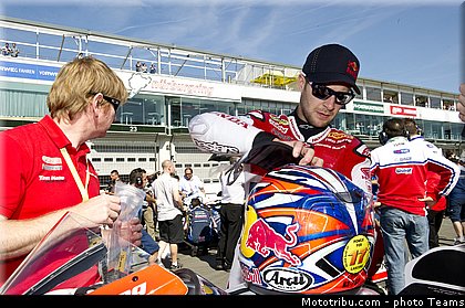 sbk_rea_04_wsbk_2012_allemagne_nurburgring.jpg