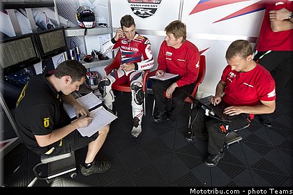 sbk_rea_08_wsbk_2012_allemagne_nurburgring.jpg