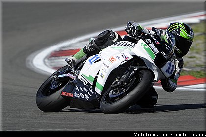 supersport_lowes_006_wsbk_2012_allemagne_nurburgring.jpg