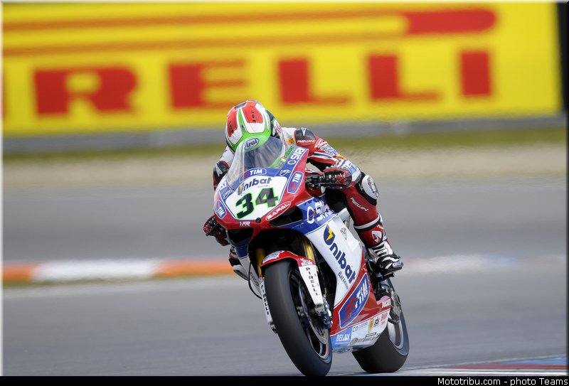 sbk_giugliano_007_portugal_portimao_2012
