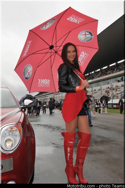 sbk_pitbabe_030_portugal_portimao_2012
