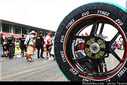 sbk_ambiance_005_portugal_portimao_2012.jpg