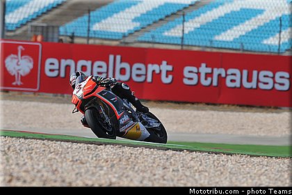sbk_biaggi_007_portugal_portimao_2012.jpg