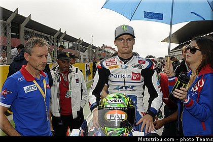 sbk_davies_002_portugal_portimao_2012.jpg