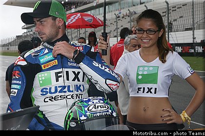 sbk_pitbabe_001_portugal_portimao_2012.jpg