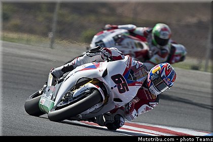 sbk_rea_003_portugal_portimao_2012.jpg