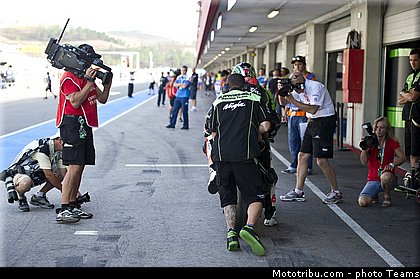 sbk_sykes_004_portugal_portimao_2012.jpg
