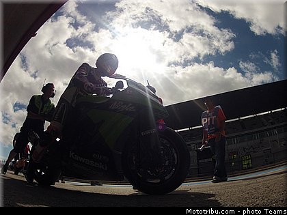 sbk_sykes_024_portugal_portimao_2012.jpg