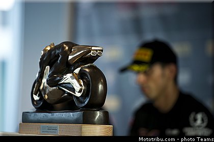 supersport_sofuoglu_025_portugal_portimao_2012.jpg