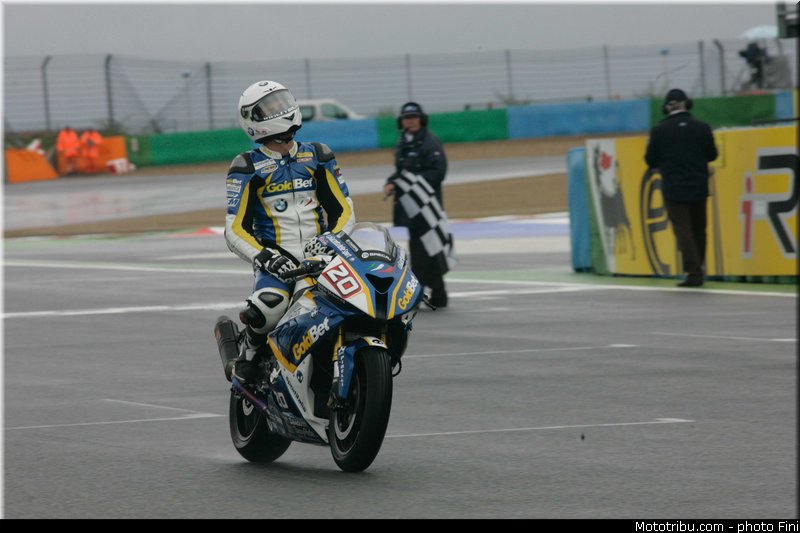 1000stk_barrier_002_france_magny_cours_2012