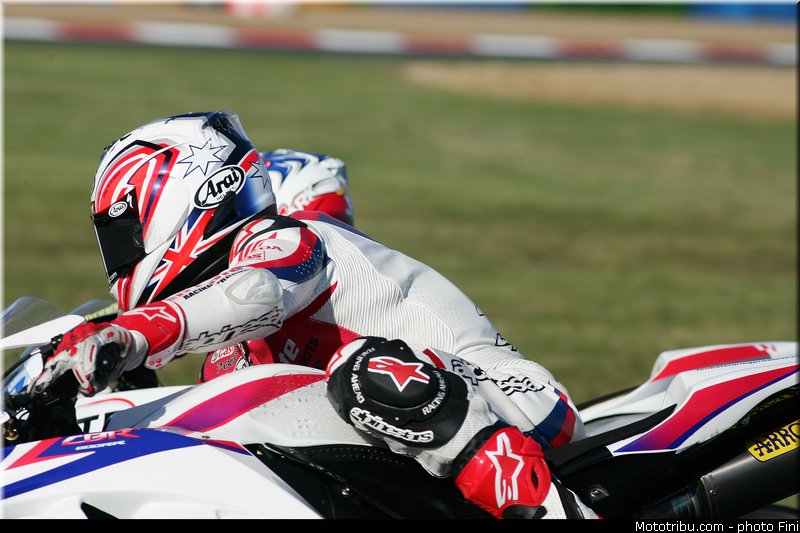 supersport_parkes_001_france_magny_cours_2012