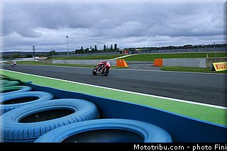 sbk_biaggi_013_france_magny_cours_2012.jpg