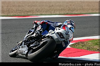 sbk_melandri_007_france_magny_cours_2012.jpg